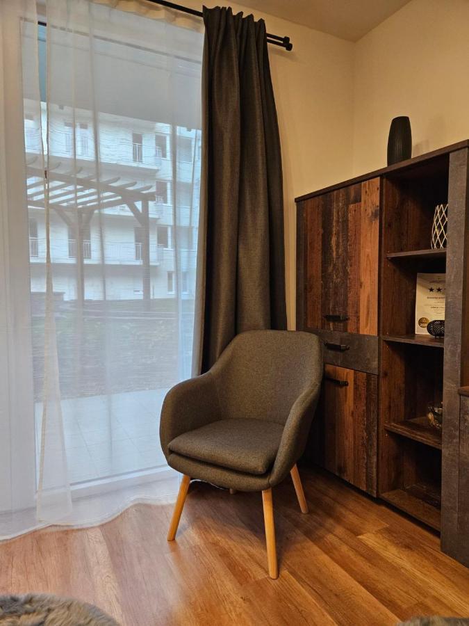 N&z Apartman Close To The Downtown Apartment